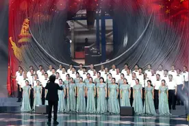 太钢举办庆祝建厂90周年歌咏比赛暨文艺汇演图片