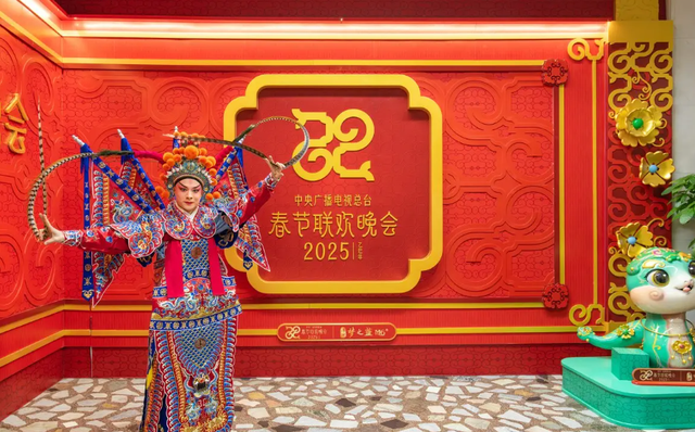 终于破案了！逼得赵本山退出央视春晚的不是宋丹丹，更不是范伟
