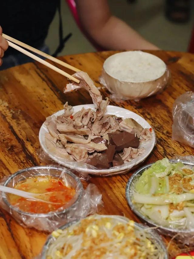 挖到了7座真正的避寒小城，游客少物价低，不冻人，超适合全家去