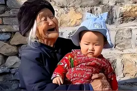 回顾：淄博103岁老人娄成玉，十分调皮，让80岁儿媳“操碎心”图片