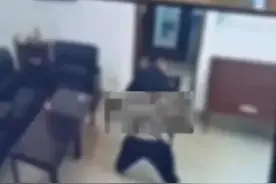 事大了！两村干部在会议摄像头前行不雅之事，被多人围观难收场图片