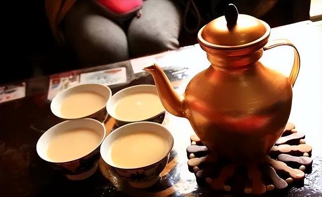 在西藏遇到白色帐篷，为啥要躲着？老牧民直言：进去谁也帮不了你