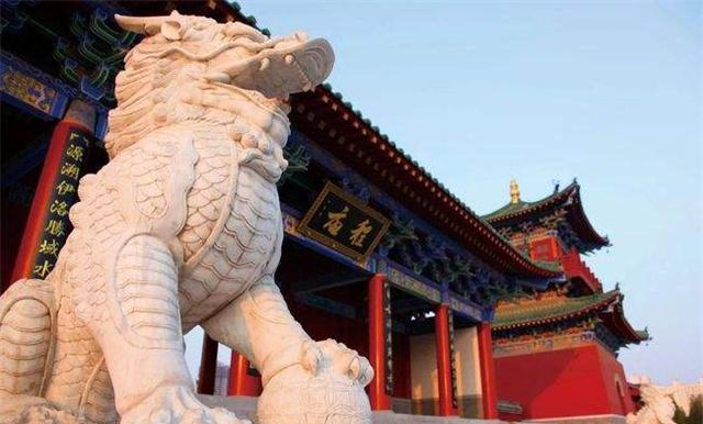 1952年毛主席巡视黄河和河南，回京后拍板：河南省会可以迁往郑州