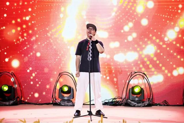 还能约！彩灯市集、戏曲展演、街头艺术，园博苑天天有惊喜→