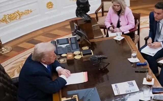 特朗普弃台后	，美国批准一项交易，要逼华全额付款，中国连夜换将