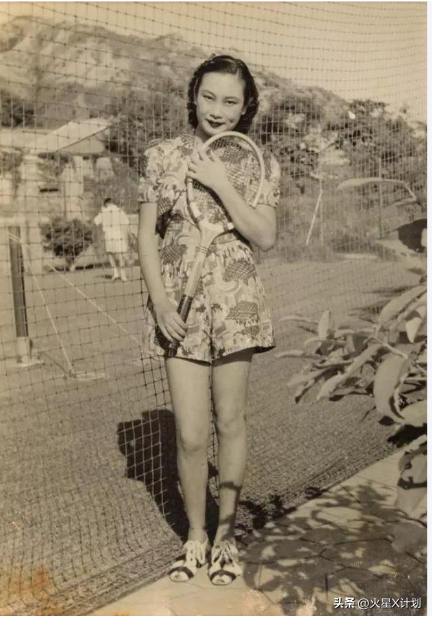 戴笠与胡蝶的真实影像，胡蝶美艳摄人心魄，戴笠面容冷峻不怒自威