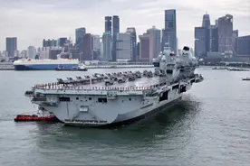 威尔士亲王号航母要到南海，英媒叫嚣我军不是对手，让人笑掉大牙图片