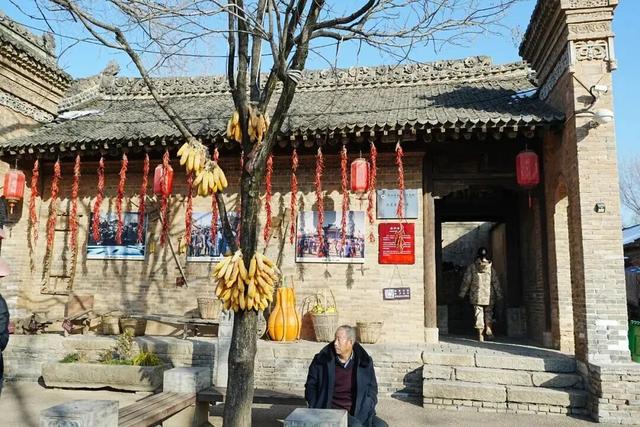 在白鹿原影视城开启你的一日“主角”之旅~