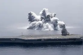 直径700米巨型水雾团？福建舰第七次海试，疑似进行抗冲击试验？图片