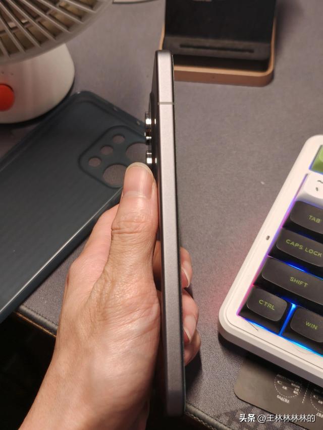 OPPO Reno14 Pro这个手机真的值这个价格嘛？