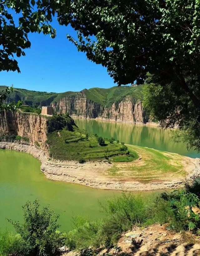 内蒙古5A景区秋日图鉴，每帧都是壁纸级