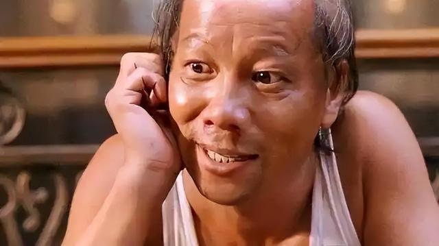 梁小龙去世早有预兆，关门弟子爆料3个“不良爱好”，都是催命符