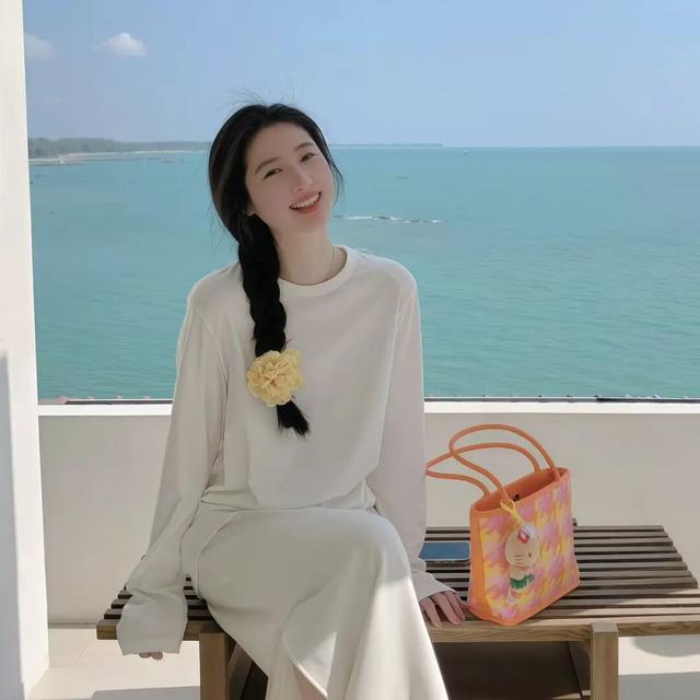 发现一组超级好看的头像