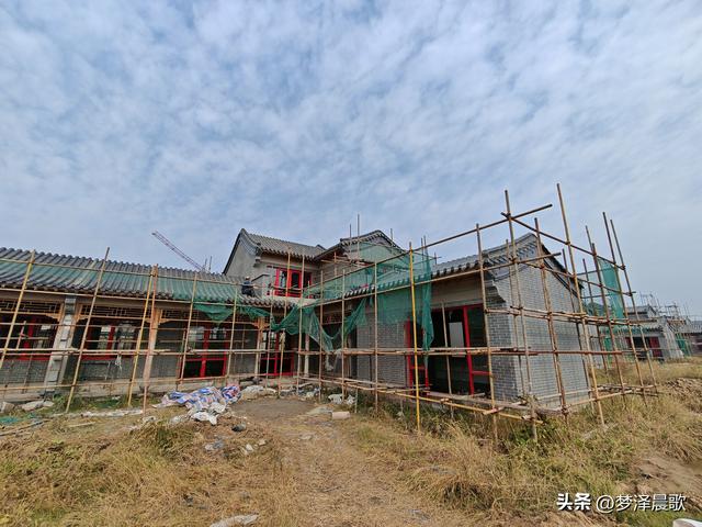 湖北祥云湾：九派建筑环湖立 传统现代共交融