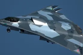 小半径转弯，歼-36大秀超机动！为什么中国军工越来越高调了？图片