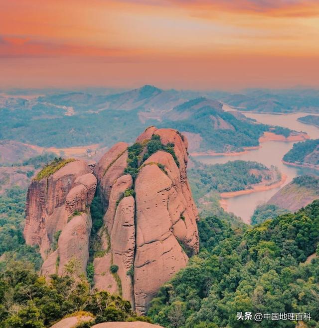 “世界名山看中国，中国名山看江西”江西十大名山综合排名出炉