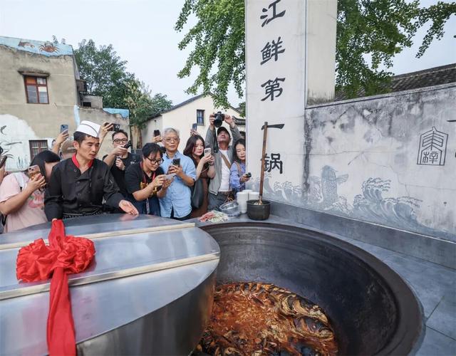 上城萧山温州……富阳这个村，游客好评不断！