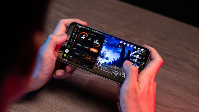 一加 Ace 6 体验：我的枪比你的快 45 帧