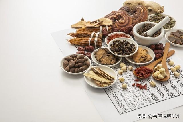手脚冰凉别乱捂！3个被忽视的原因+对应调理法，帮你暖到指尖