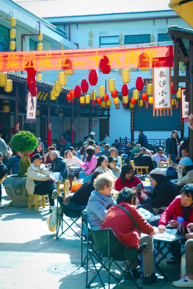 速报！长沙这个地方银杏浓度达100%，赏芦苇、砍甘蔗，遛娃惊喜超多