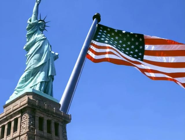 忍着剧烈癌痛	，拜登当着全世界的面，给中国下了一份“战书	”