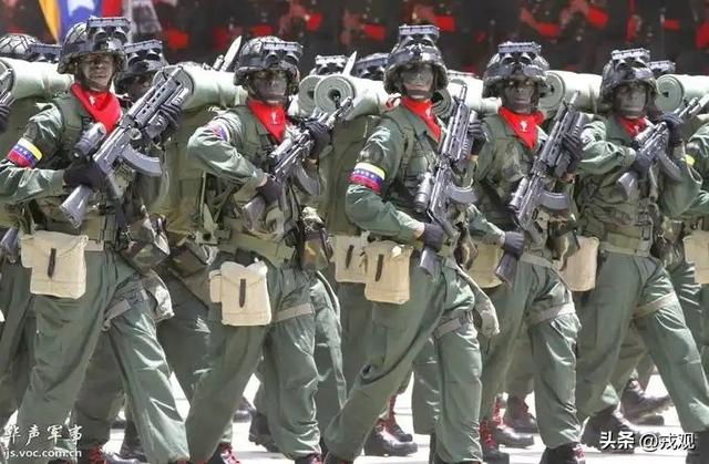 炮口对准加拉加斯！美军锁死委内瑞拉，马杜罗只剩死撑？