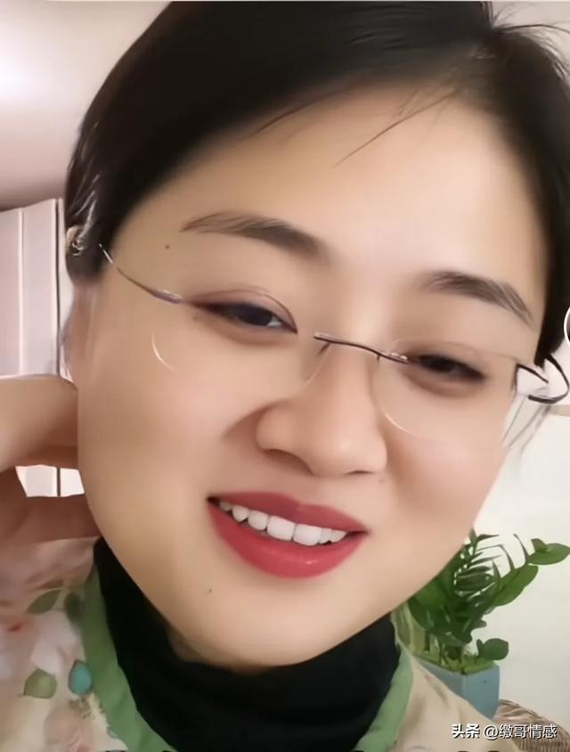 我60岁才明白：异性交往，女人叫你“哥”，是在告诉你这3个意思