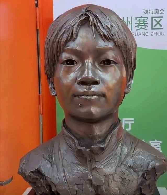 “捐款风波”加剧！专家建议移除全红婵雕像，陈芋汐之言有人信了