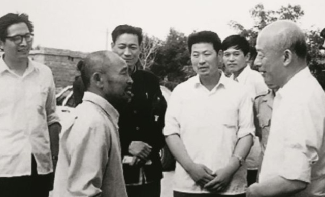 78年他调任北京市委书记，对华国锋抱怨：我到天津屁股还没坐稳