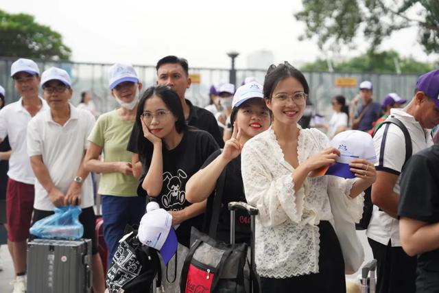 超400万人次出入河口口岸→