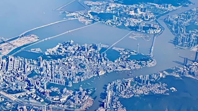 从飞机窗外高空俯瞰深圳和珠海，真的太漂亮了！