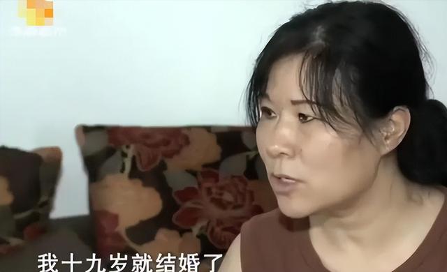 20年湖南女子因长相漂亮，55岁没上过一天班，颜值曝光后网友懵了