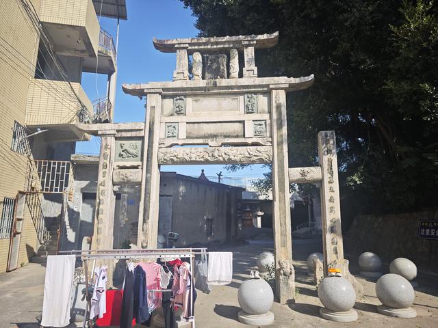 同安石浔庄氏孝节坊