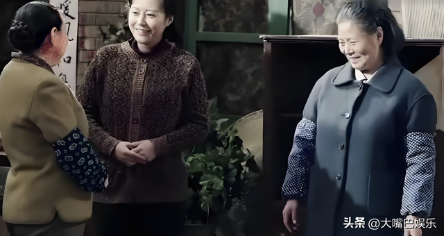 《情满四合院》5位女演员，明明长相不出众，演起戏来却全身灵气