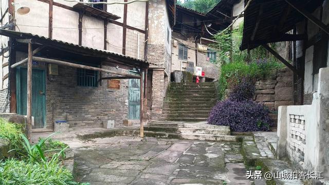 重庆2.5公里长的真正老街，房屋全是穿斗结构，很有历史价值！