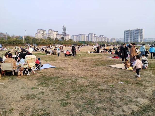 冬日暖阳享受假日时光