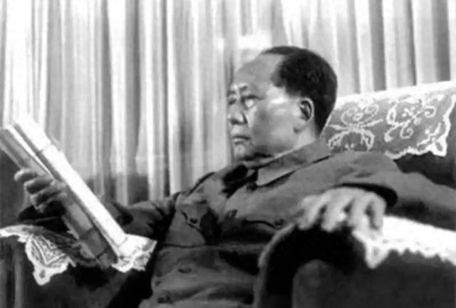 他是开国元勋，建国后想当省委书记，毛主席：开除党籍，永不启用