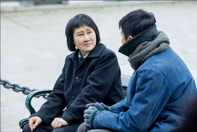 万万没想到，口无遮拦的张凯丽，因阅兵上的一句话，实现口碑逆转