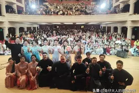 德云鼓曲社西安巡演圆满成功，大合影照被晒，郭德纲又要高兴坏了图片