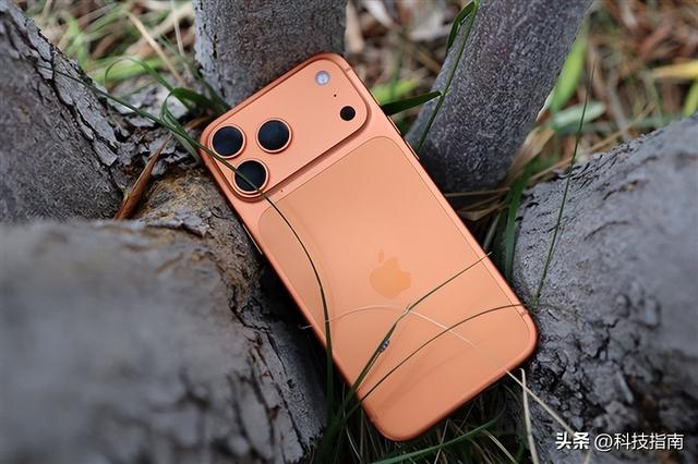 首销103万台碾压上代！iPhone 17凭什么让国人换机意愿飙到98%