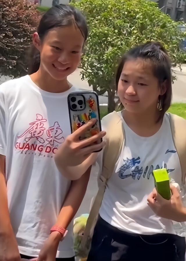 全红婵更新动态，17张照片不提伤病，不谈比赛，董倩的话得到印证