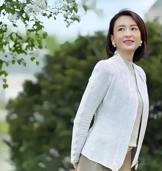 包养四个男人，嫁给70岁富翁？央视女主持私生活谣言有多离谱？