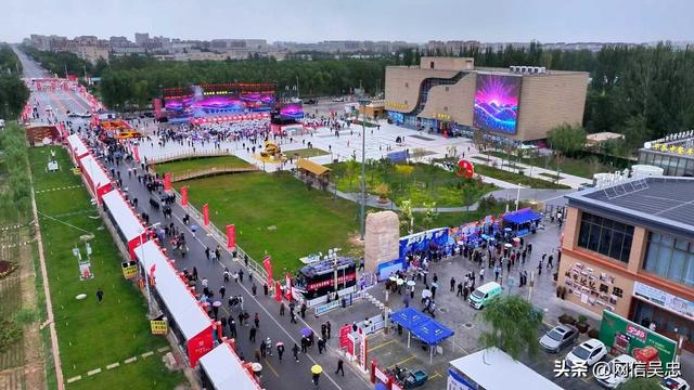 两化一振兴 塞上谱新篇｜吴忠老城别样“潮”