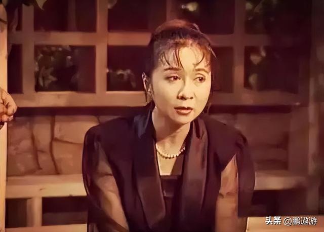 原来，他就是“春晚钉子户”蔡明的老公	，难怪蔡明能上28次春晚