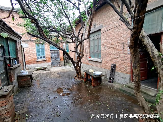 游浚县浮丘山景区