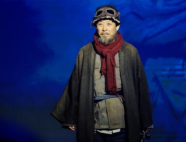 原来《父母爱情》里他们是真夫妻，结婚40年零绯闻，儿子也是导演