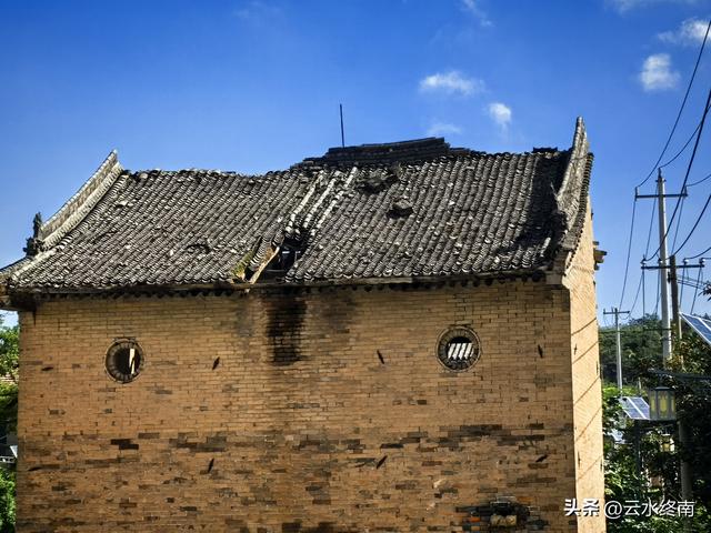 谁给的胆子，敢称“西安城南第一村”，就凭这古戏台和老房子吗？