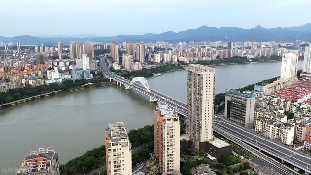 江西的下一个“南昌”，不是九江也不是上饶，而是这座低调的城市