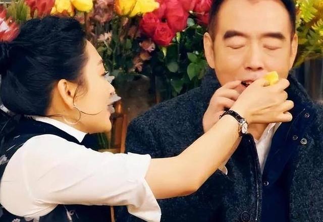 她一生 “风流成性、老少通吃”，撩汉无数，现如今56岁却依旧单身