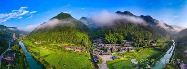 仙山贡水・浪漫宣恩